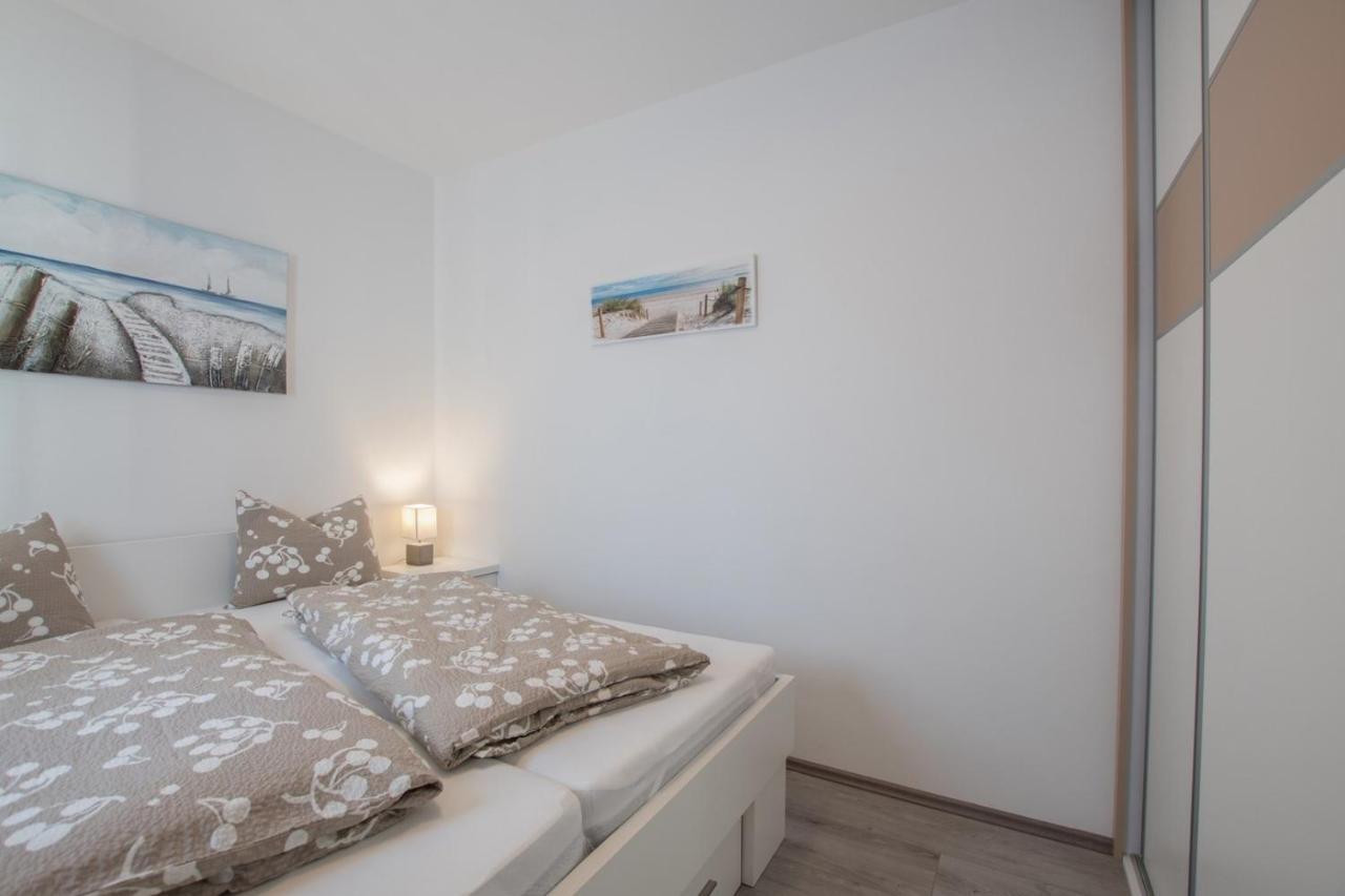 Lavanda House With Apartments Буйе Екстериор снимка