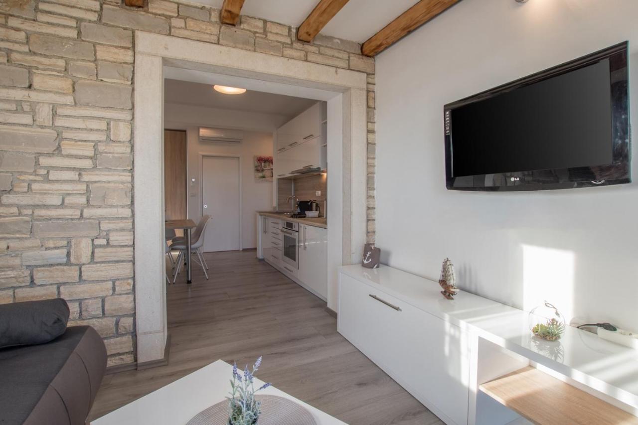 Lavanda House With Apartments Буйе Екстериор снимка